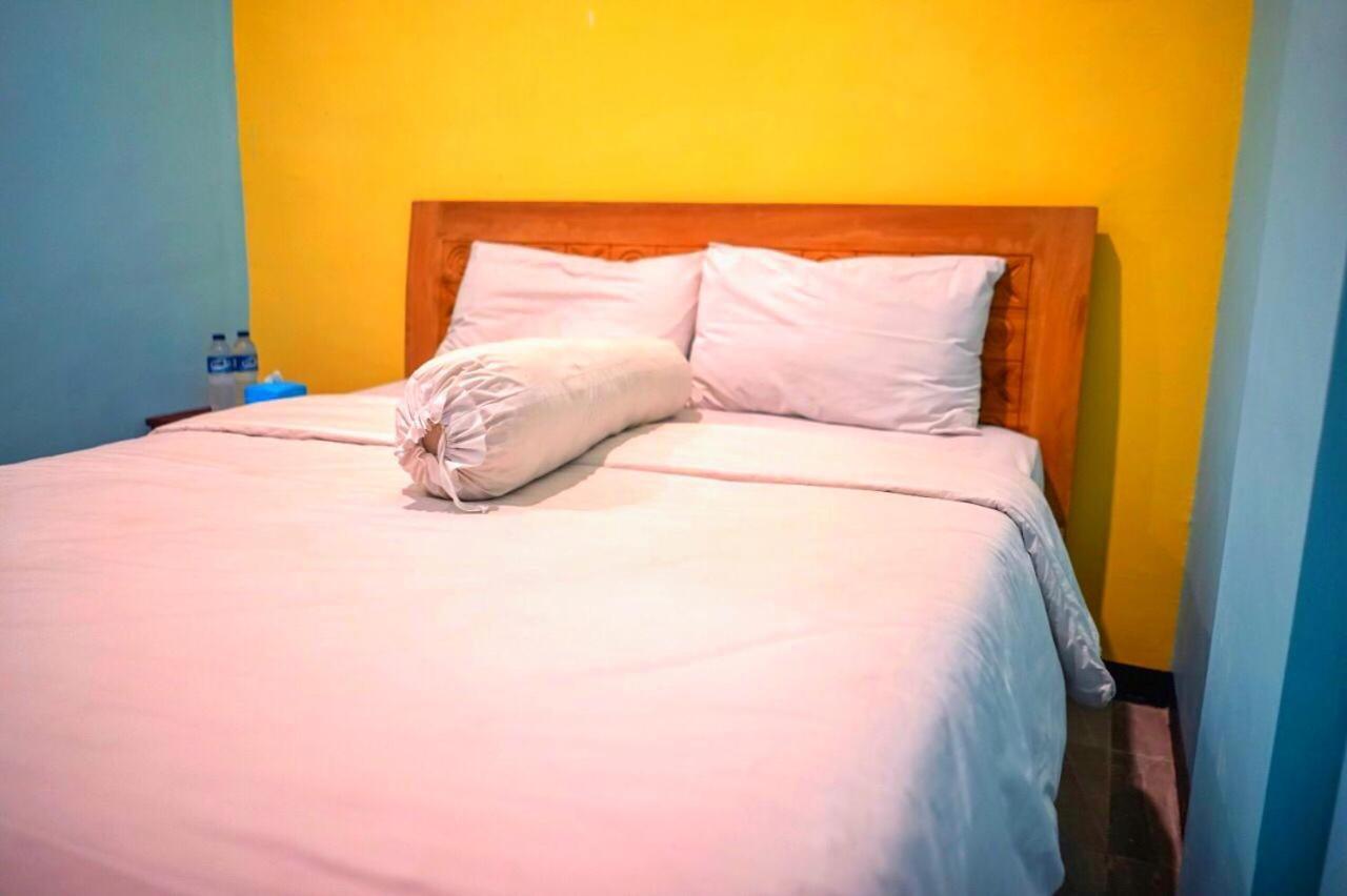 Roomz Budget Residence Σεμαράνγκ Εξωτερικό φωτογραφία